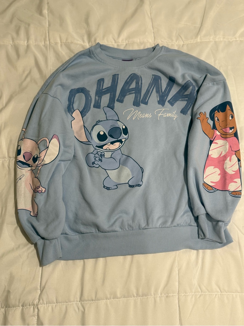 Lilo and stitch matching sweatsuit (top and bottom) size girls 14-16 (XL)